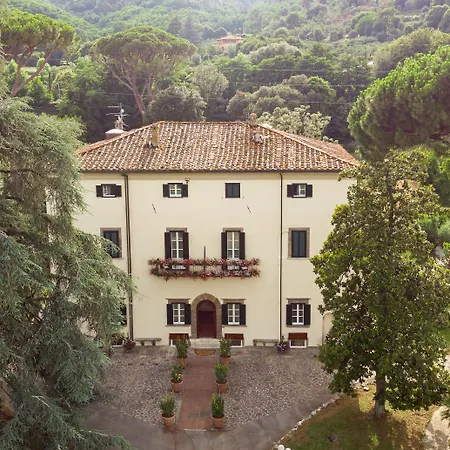 San Michele 4* لوكا