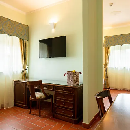 San Michele 4*